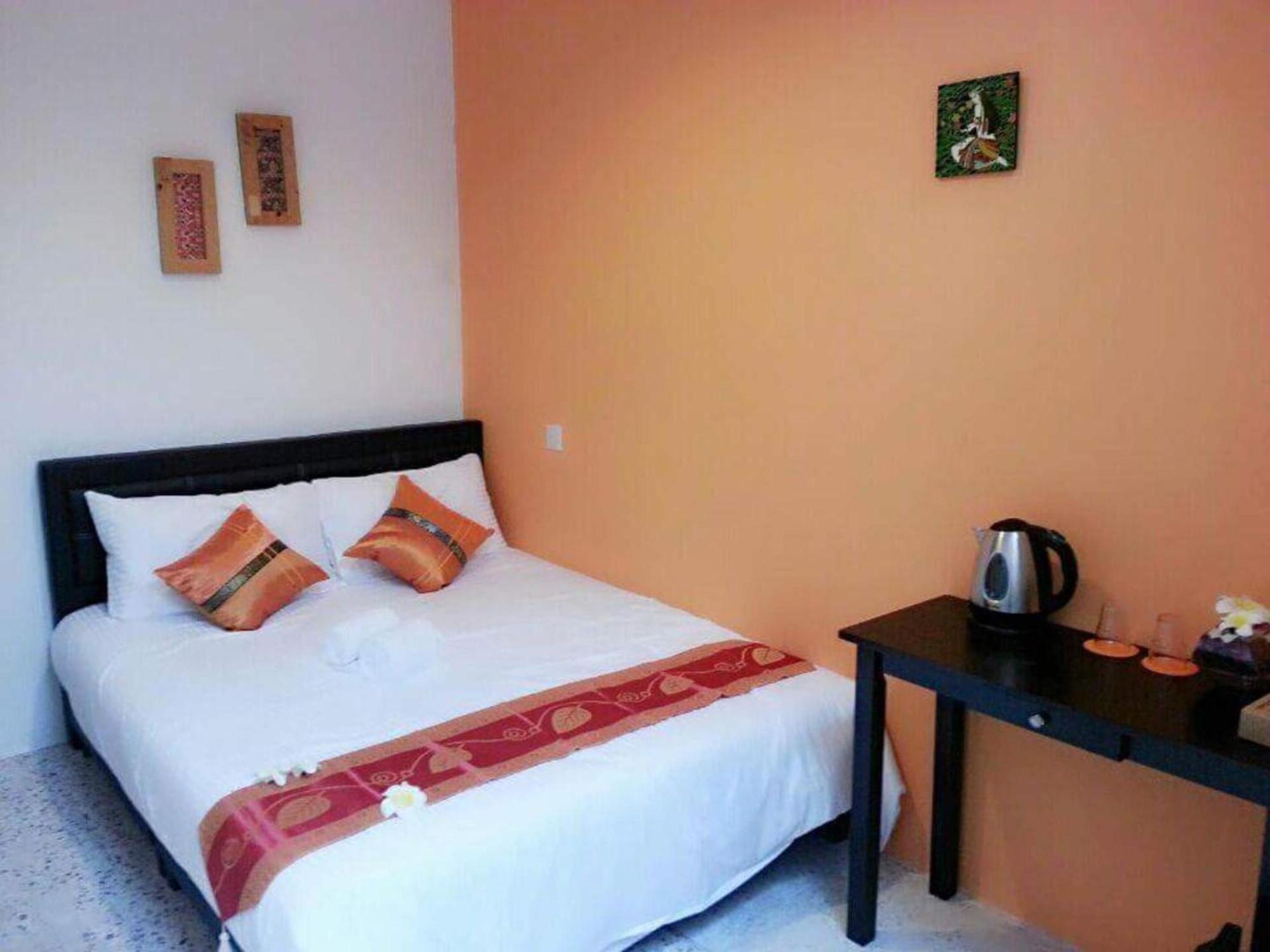 Oyo 91068 Elephant House Boutique Hotel George Town Buitenkant foto
