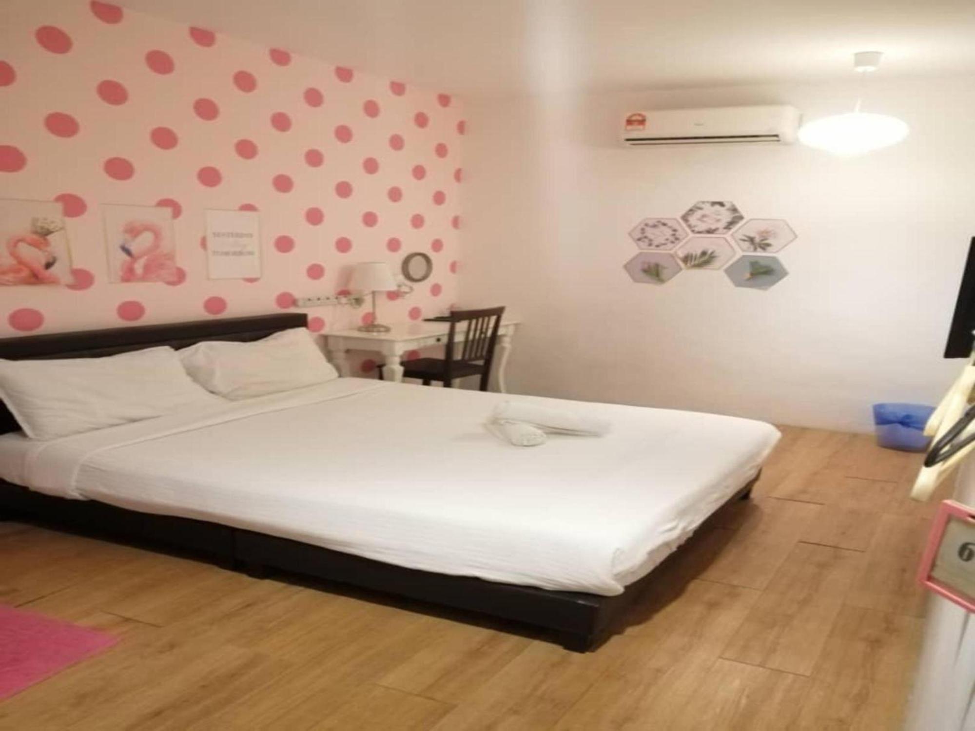 Oyo 91068 Elephant House Boutique Hotel George Town Buitenkant foto